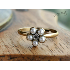 Retro prst&yacute;nek s perličkami (nastaviteln&yacute;)